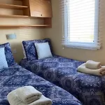 Earls View Caravan *