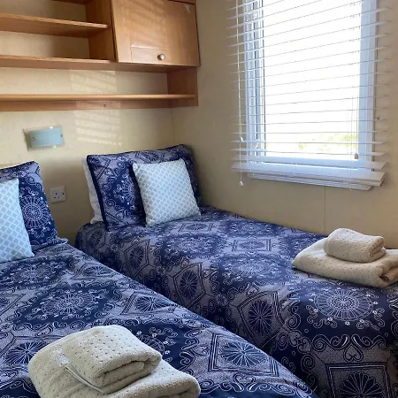 Earls View Caravan *