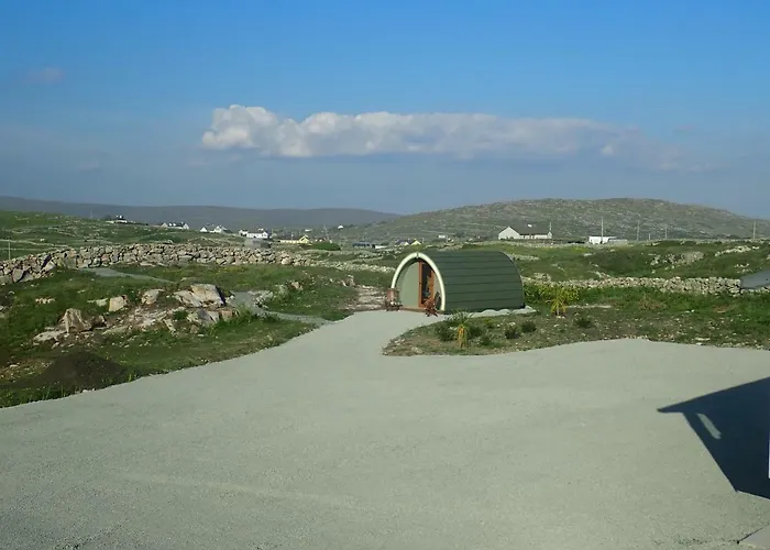 Кемпинг Earls View Caravan *