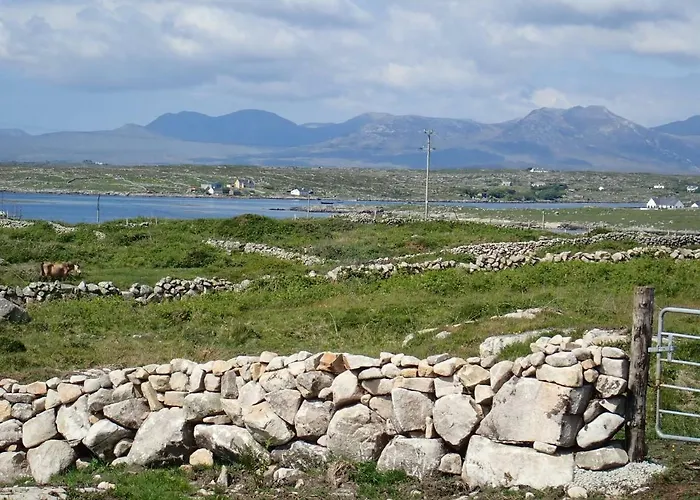 Кемпинг Earls View Caravan *