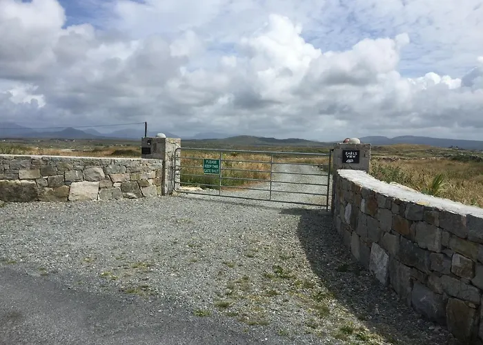 Кемпинг Earls View Caravan